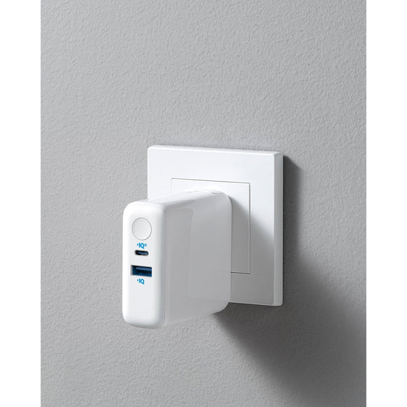 Anker PowerCore III Fusion 5000 (USB-C & USB-C ケーブル 1.8m セット)